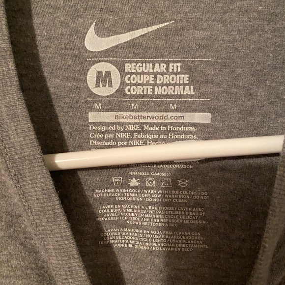 NIKE SWOOSH tee - Picture 2 of 3